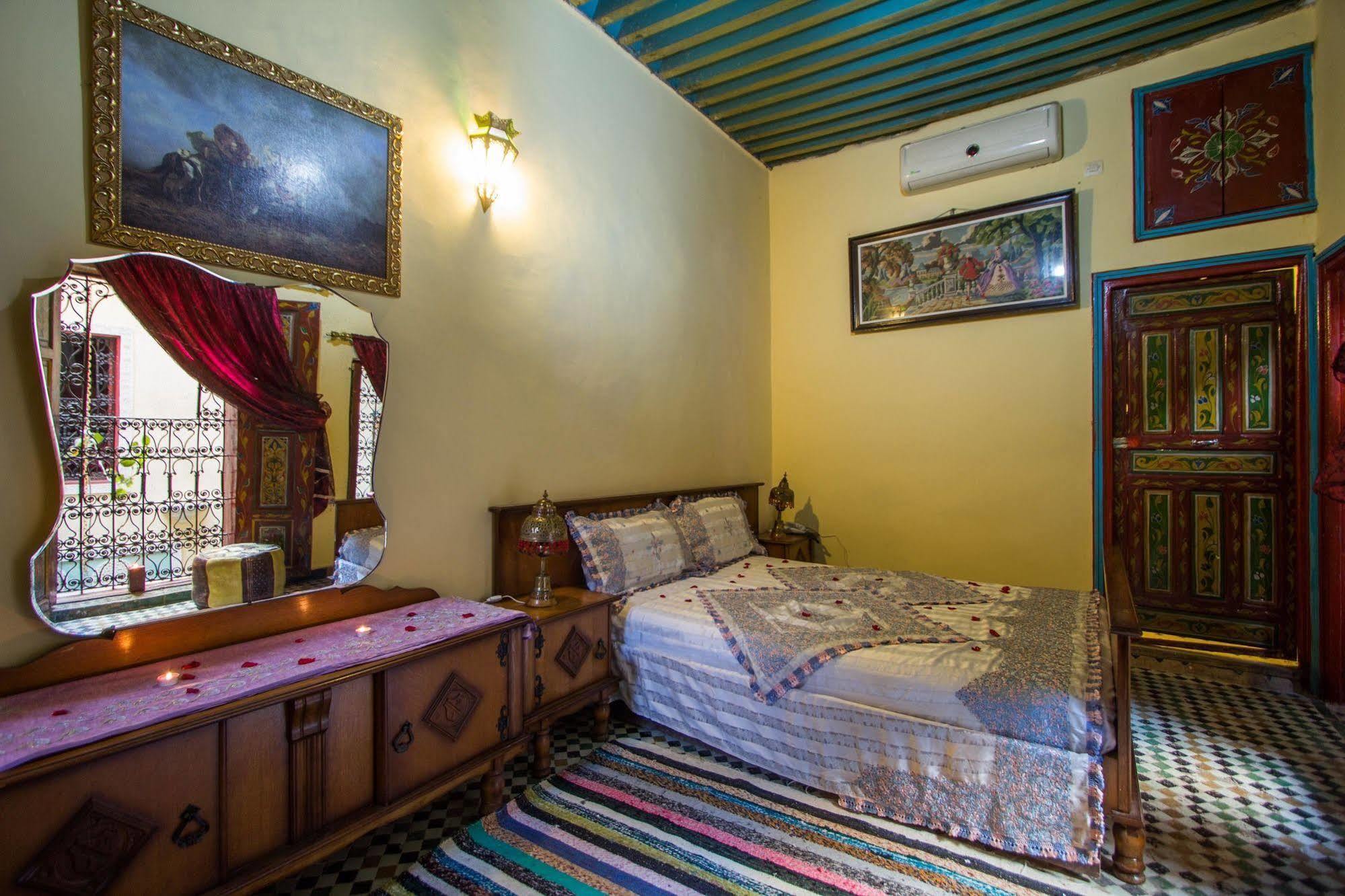 Riad La Source Bleue Fes Exterior photo